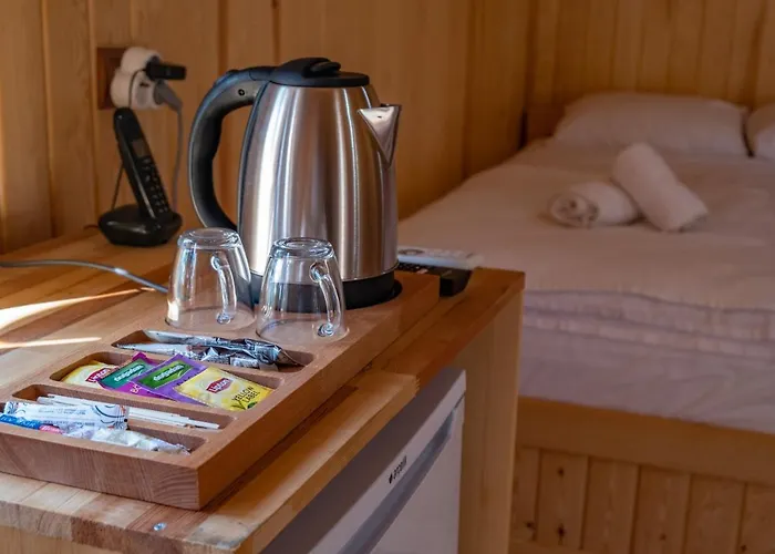 Tahtalı Göl Evleri Otel Emet