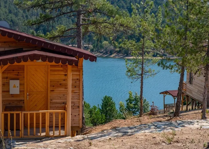 Otel Tahtalı Göl Evleri